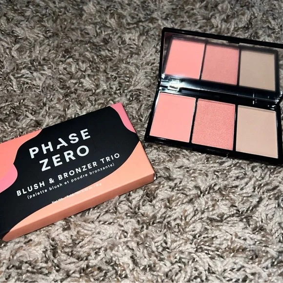 Phase Zero Makeup: Blush & Bronzer Trio - Picture 2 of 9